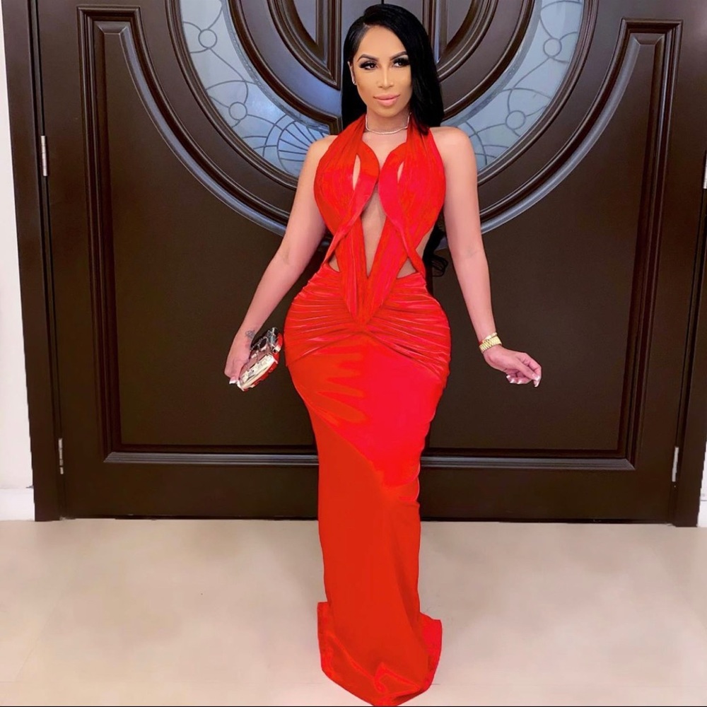 Oscar Satin Gown